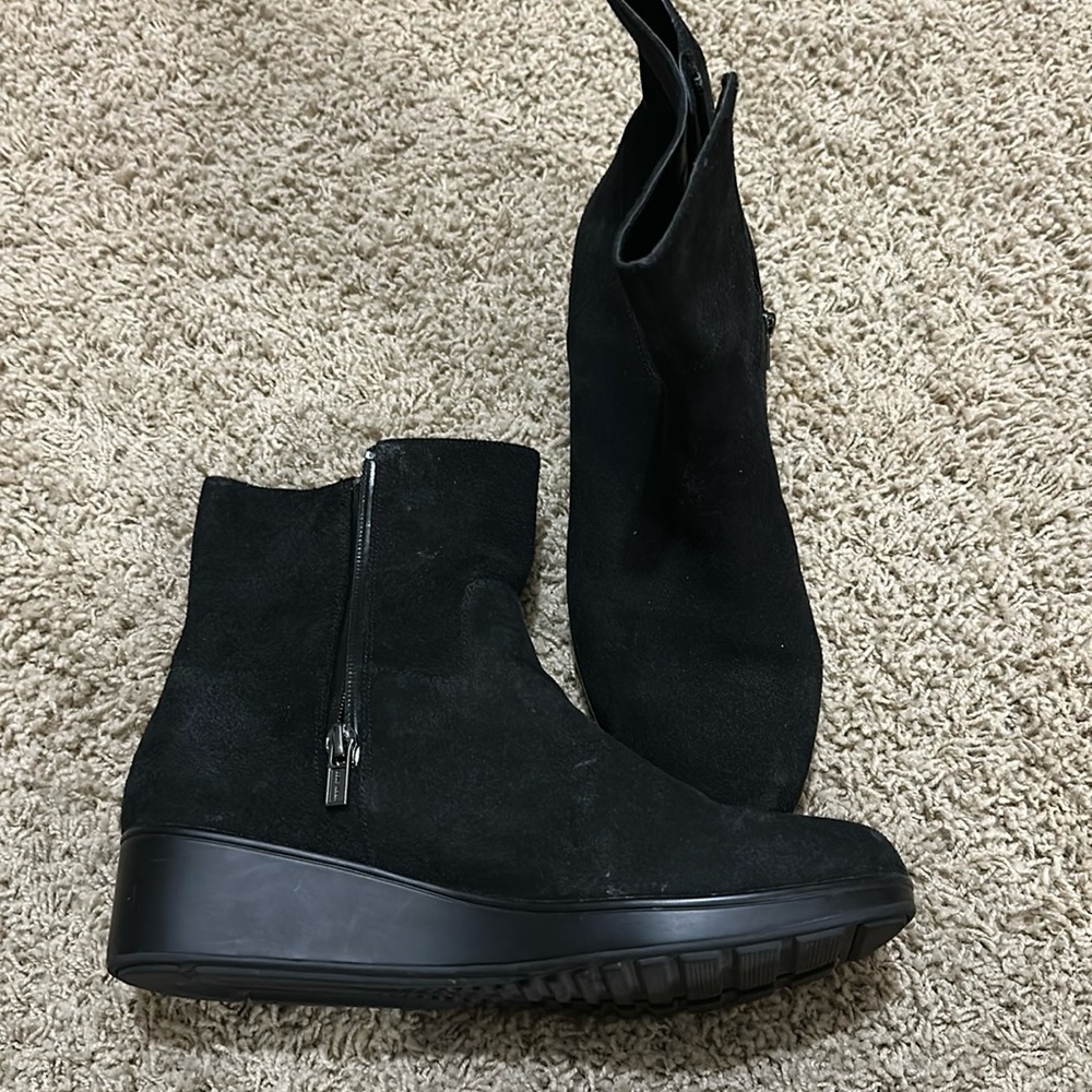 Cole Haan Women's Black Ankle Boots size 8.5 preowned